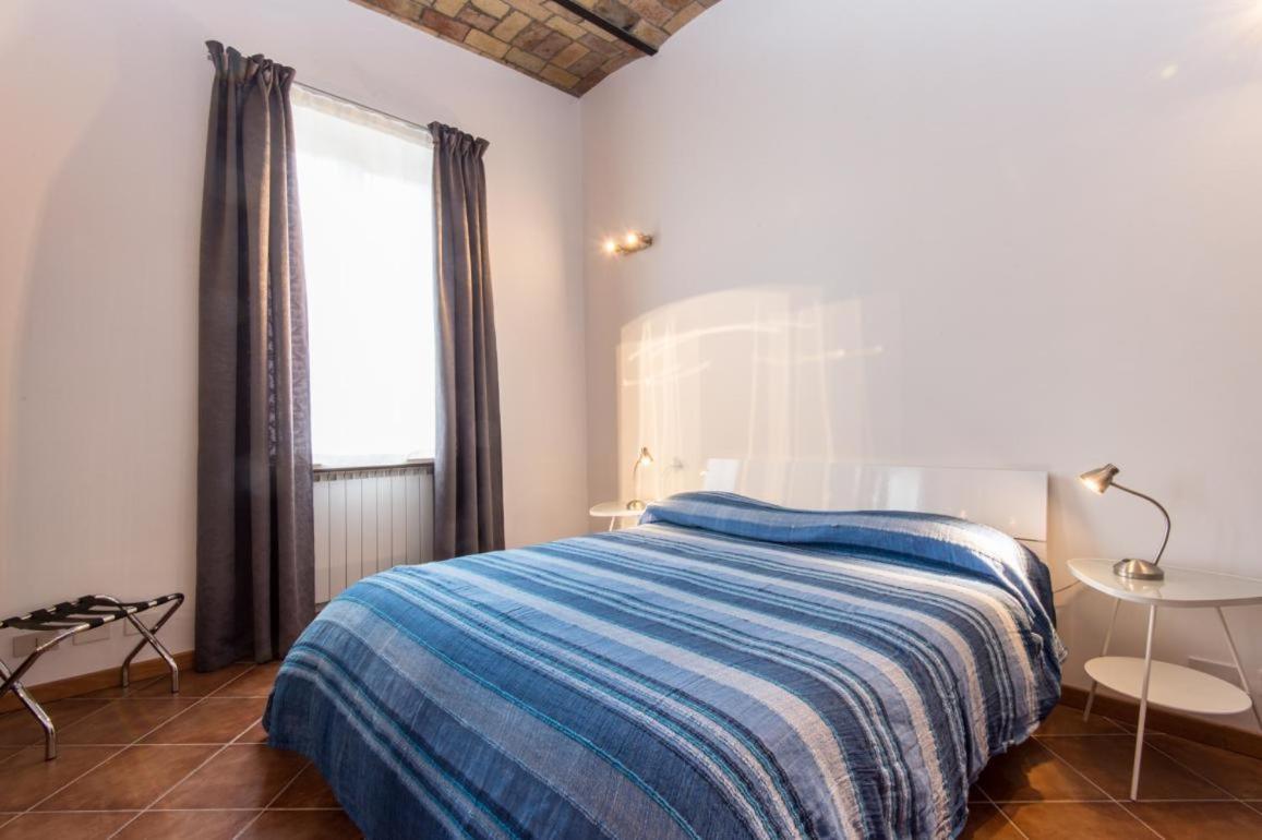 Barberini Cozy Terrace Apartment Rome